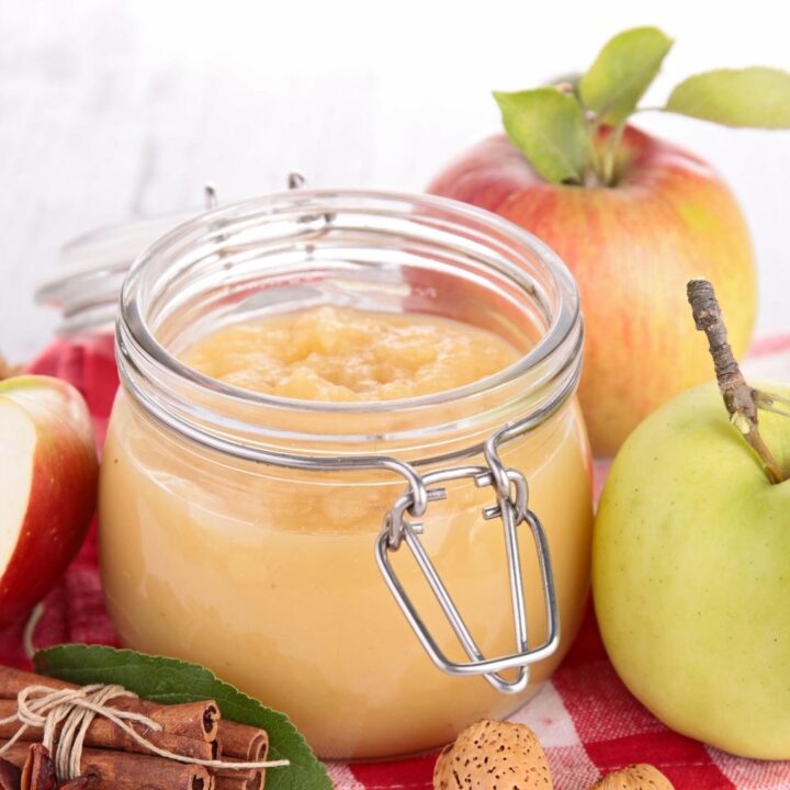 jar of Tosca Reno apple sauce