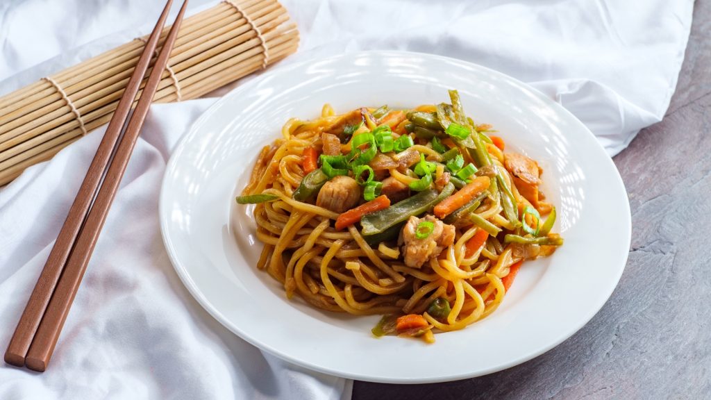 soba noodles with chicken
